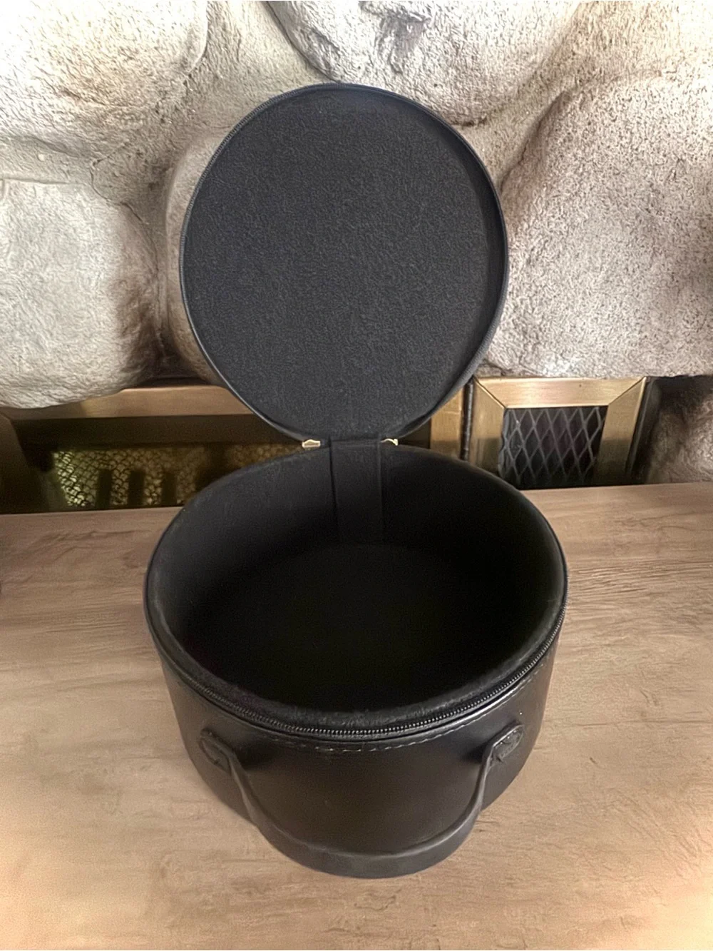 MAC Cosmetics Black and Gold Glitter Round Top-Handle Cosmetic Case Bag